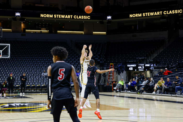 Vianney Springfield Central Missouri boys basketball Dec 9 2023 Nate Latsch-07